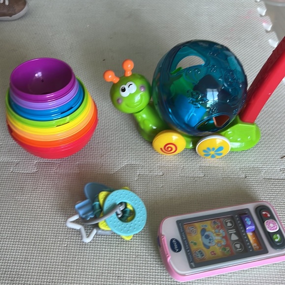 Baby developing smart toys - Picture 3 of 8